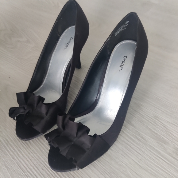 Black Heel Shoes - George - Picture 2 of 4